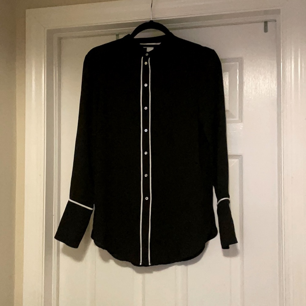 H&M Black Long-Sleeve Button-Up Blouse with White Piping